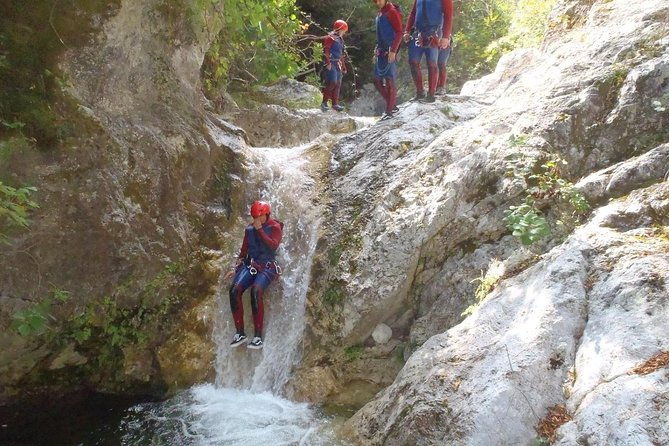 olympus-canyoning-course-entry-to-intermediate