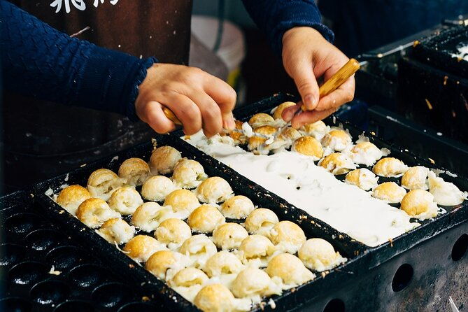 osaka-delights-traditional-japanese-food-tour