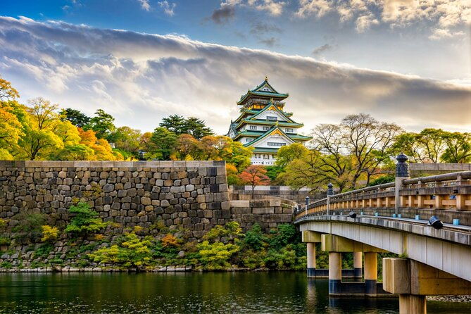 osaka-private-tour-with-english-speaking-driver