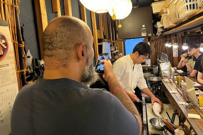 osaka-puffer-fish-tasting-with-local