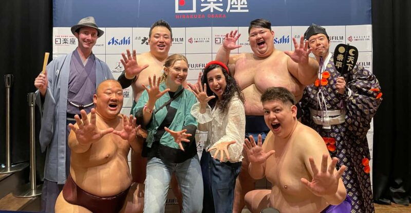 osaka-sumo-stage-show-with-bento-fight-photo-shooting