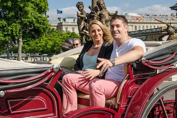 paris-private-romantic-horse-carriage-ride