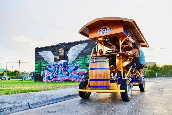 pedal-pub-miami-wynwood-graffiti-bar-tour-private-ride