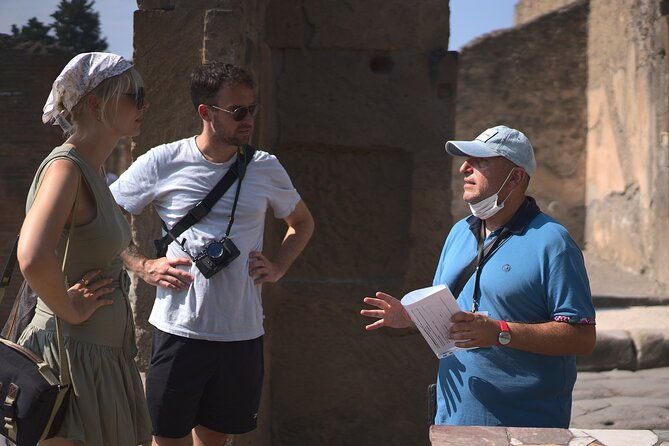 pompeii-guided-tour-horse-riding-on-vesuvius-with-lunch