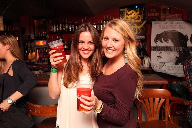 prague-pub-crawl-with-free-unlimited-drinks-and-cocktails