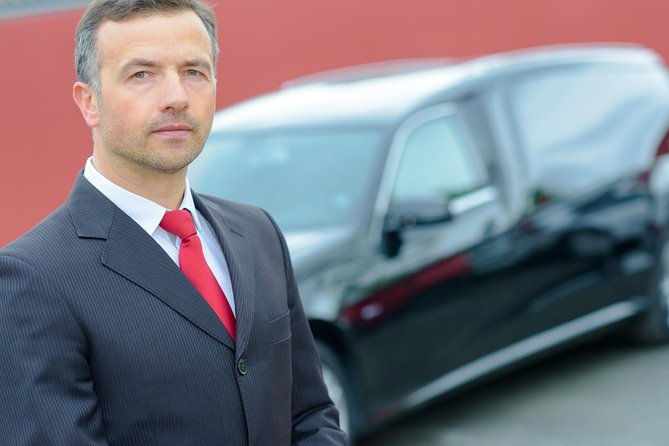 private-airport-transfer-from-or-to-edinburgh-airport-one-way-transfer