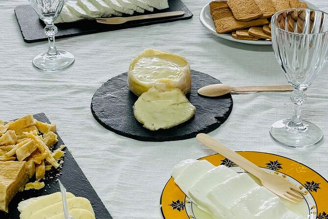 private-cheese-factory-visit-wine-tasting-tile-painting-tour