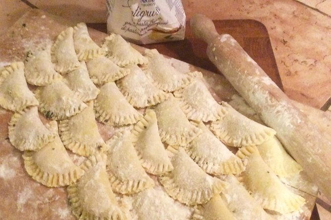 private-cooking-class-in-a-florentine-villa-with-transfer