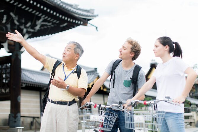private-cycling-tour-by-e-bike-pm-with-an-authorized-guide