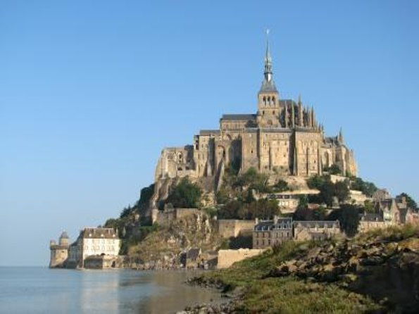 private-day-tour-of-mont-saint-michel-from-bayeux