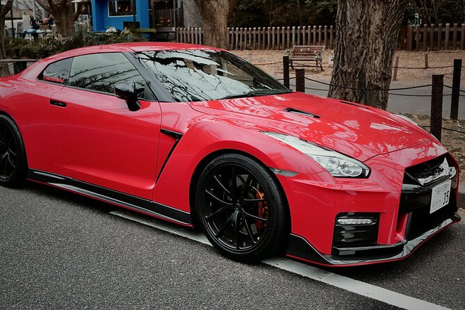 private-gtr35-nismo-tour-at-daikoku-pa-jdm-car-meet-in-tokyo