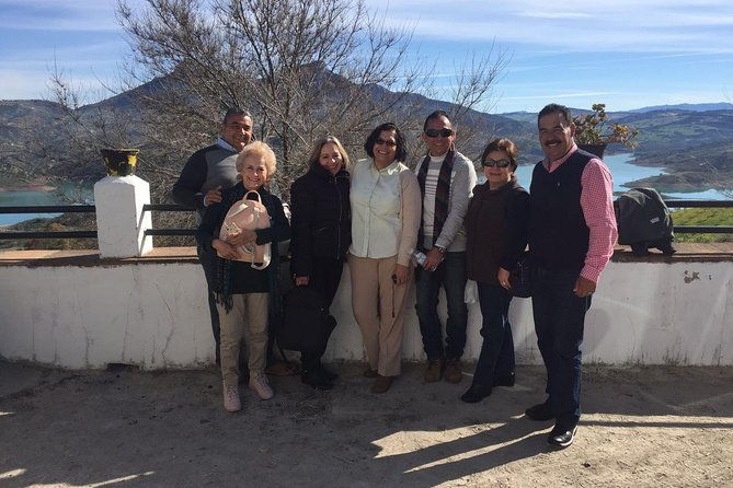 private-guided-day-trip-to-the-white-villages-and-ronda-from-seville