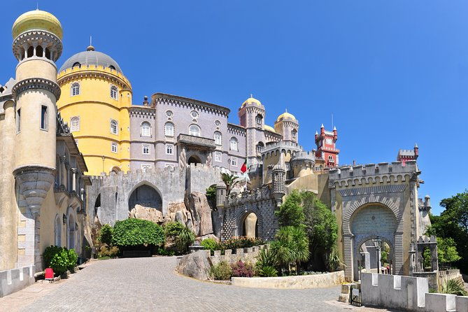 private-half-day-tour-to-sintra-and-pena-palace-from-lisbon