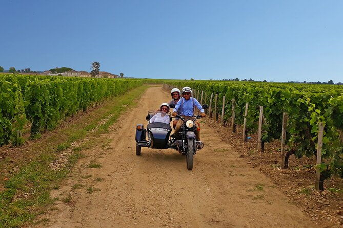 private-ride-in-the-vineyards-and-wine-tasting-from-saint-emilion