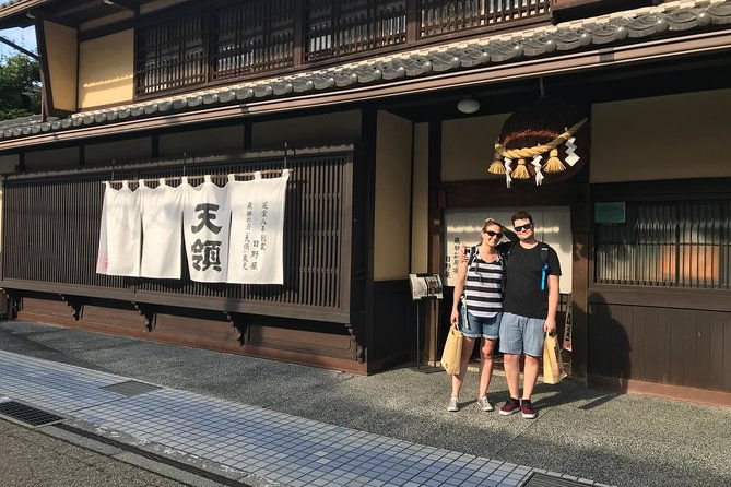 private-sake-brewery-tour-in-gero