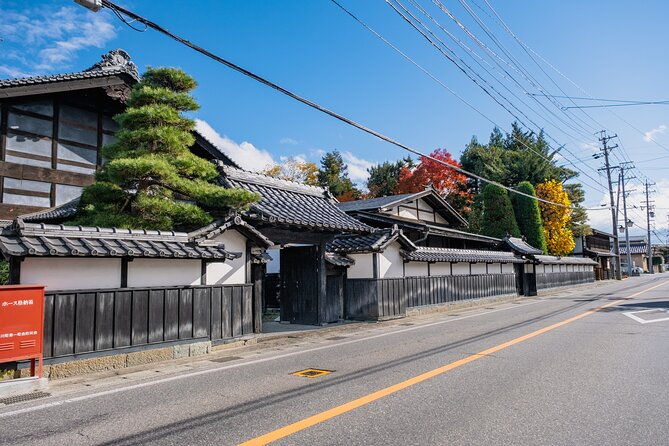private-tea-ceremony-in-a-traditional-guest-house