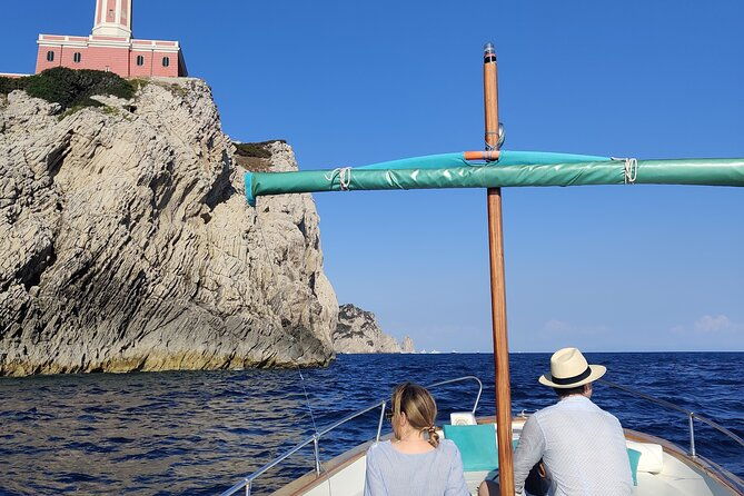 private-tour-in-a-typical-capri-boat