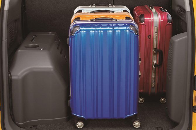 private-transfer-sapporo-to-cts-airport-1-9-passengers-legal-driver-guaranteed