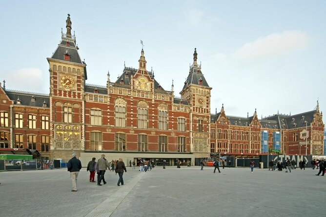 private-walking-tour-amsterdam-english-or-spanish