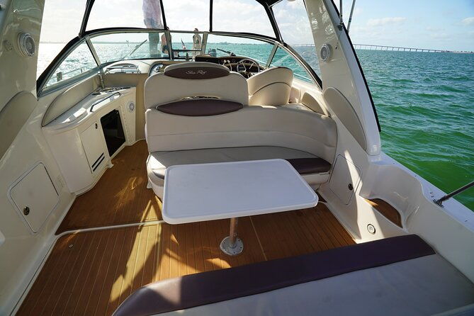 private-yacht-rental-in-miami-up-to-12-people