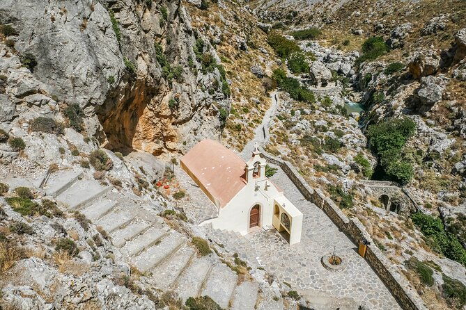 rethymno-private-tour-to-spili-kourtaliotiko-kalypso-beach