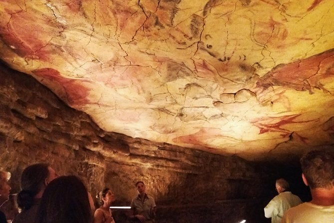 santillana-del-mar-altamira-museum-with-tickets-small-groups