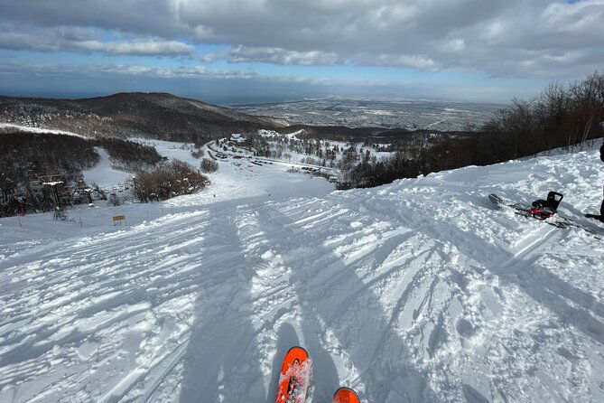 sapporo-private-ski-snowboard-lesson-with-pick-up-service