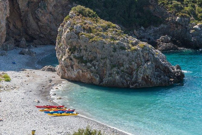 sea-kayak-in-kardamili