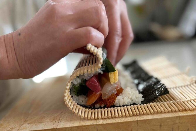 seafood-rolls-and-tempura-cooking-class-with-matcha-in-hokkaido