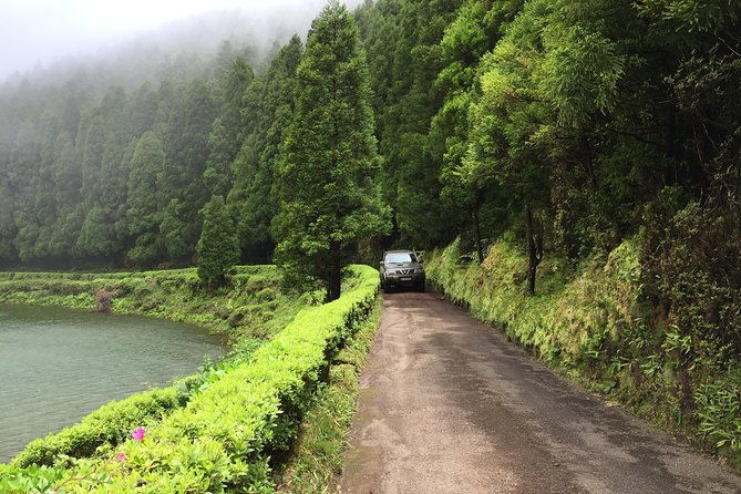 seize-your-day-in-sao-miguel-with-a-4x4-private-tour