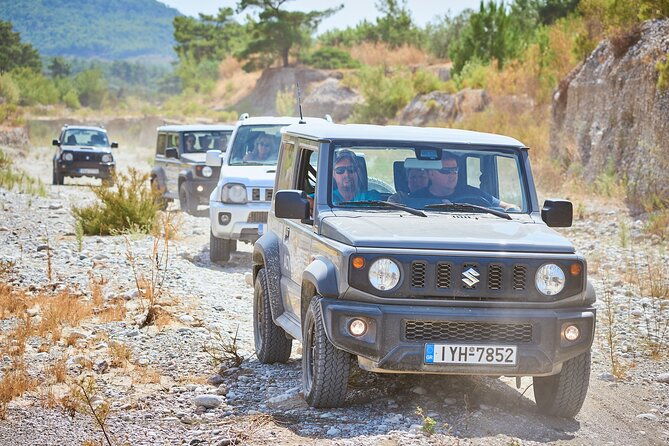 self-drive-4x4-jeep-safari-pick-ups-in-the-north