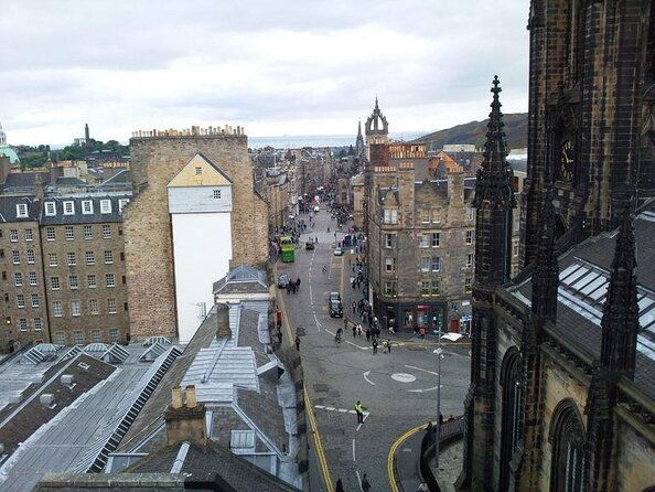 self-guided-royal-mile-audio-tour-in-edinburgh