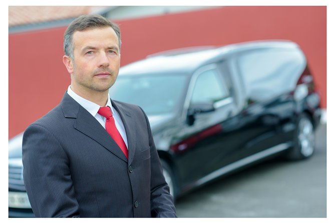 shared-departure-transfer-from-your-london-hotel-to-the-airport