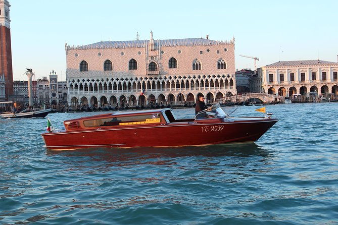 shared-departure-transfer-venice-hotels-to-venice-train-or-bus-station