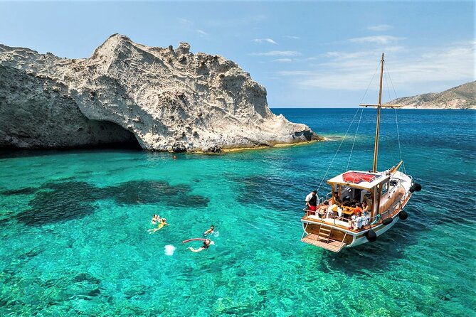 small-group-cruise-around-antiparos-despotiko-with-lunch