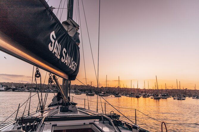 small-group-san-diego-sunset-sailing-excursion