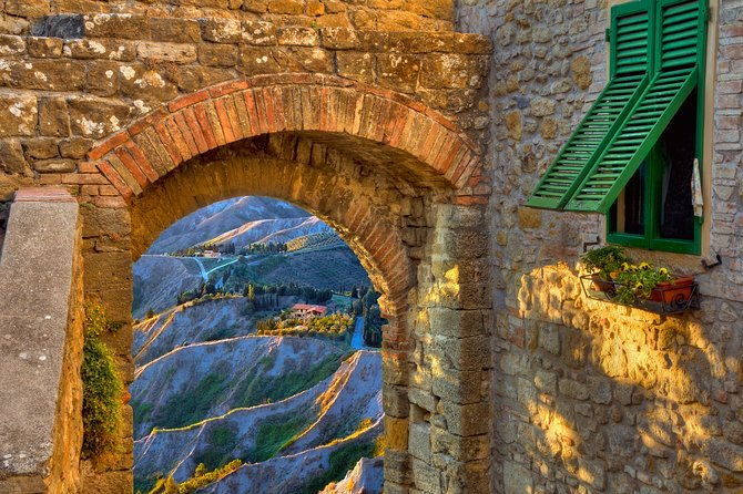 small-group-san-gimignano-and-volterra-day-trip-from-siena