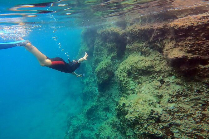 snorkeling-boat-excursions-in-nea-makri-athens
