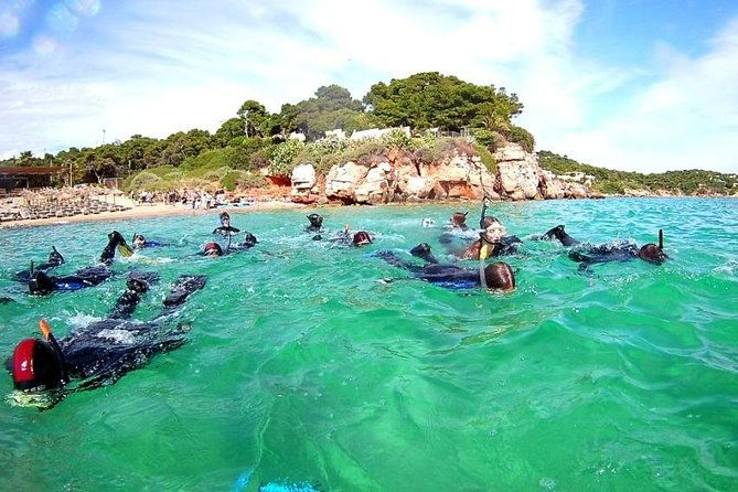 snorkeling-fun-adventure-in-athenian-riviera