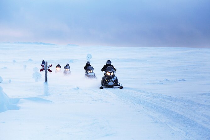 snowmobiling-adventure-in-levi