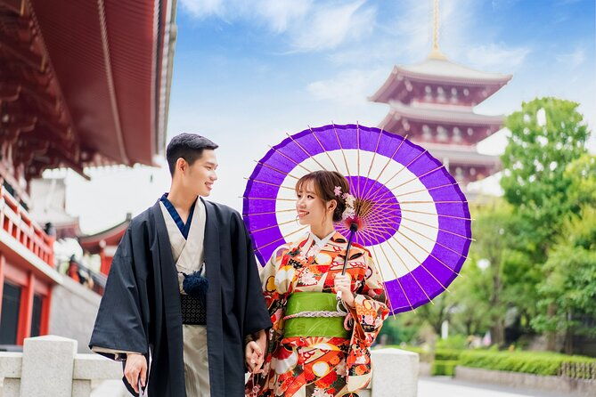 special-price-couple-2-people-kimono-commemorative-photo-shoot-in-asakusa-tokyo-hanayaka-kimono-yukata-rental-offer