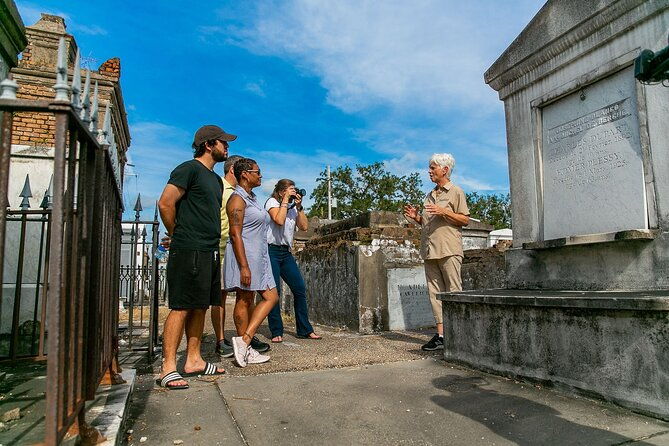 st-louis-cemetery-no-1-official-walking-tour