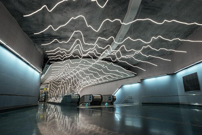 stockholm-underground-metro-art-ride-with-a-local