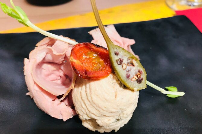 street-food-tour-dluxe-turin-gourmet-small-group-tour
