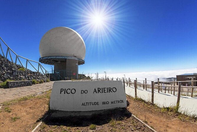 sunrise-guided-hike-pr1-pico-do-areeiro-pico-ruivo-small-group