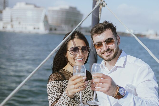 sunset-sailboat-tour-along-the-coast-with-open-bar