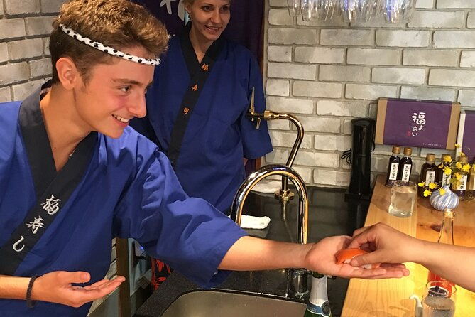 sushi-chef-class-and-hot-spring-bath-nearby-mt-fuji