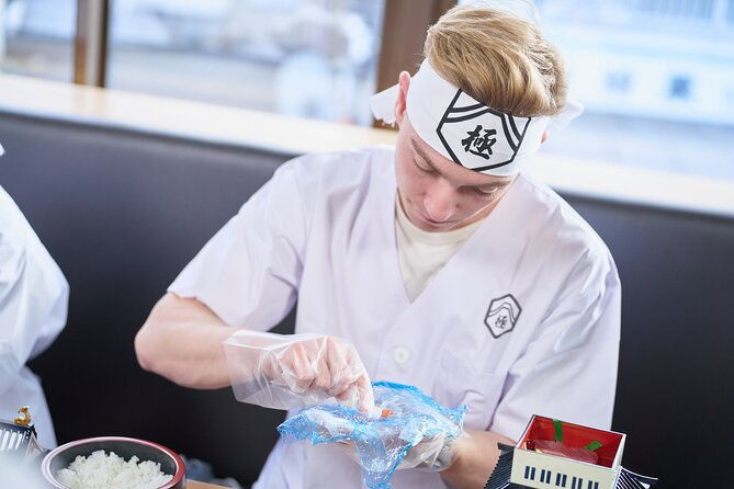 sushi-cooking-class-at-sushi-factory-kiwami-mt-fuji