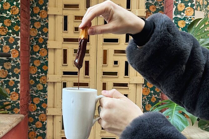 sweet-gaudi-casa-vicens-ticket-with-chocolate-churros
