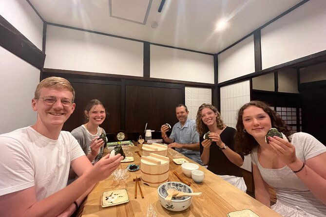 takayama-onigiri-rice-ball-and-miso-soup-making